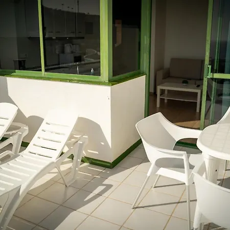 Apartamentos Halley-2